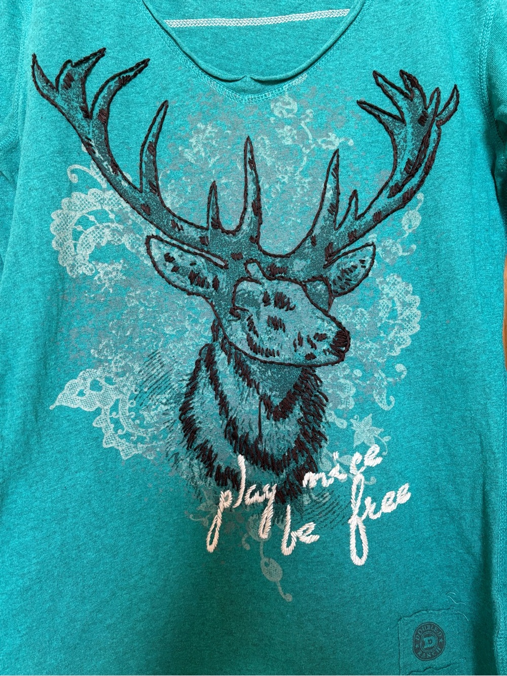 Double D Ranch Long Sleeve Embroidered Deer Tre